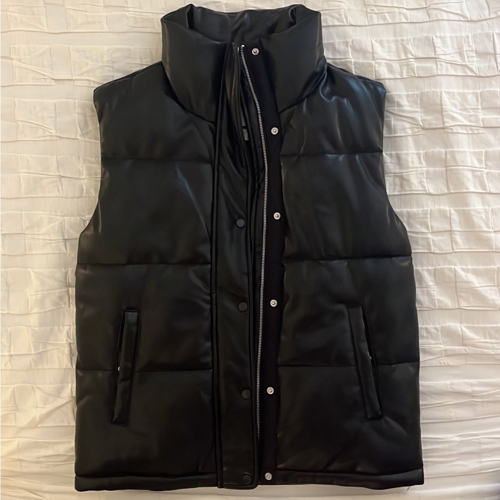 Abercrombie puffer vest